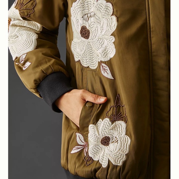 ⭐️NWOT Anthropologie Embroidered Bomber Jacket⭐️ AMAZING - Picture 5 of 9